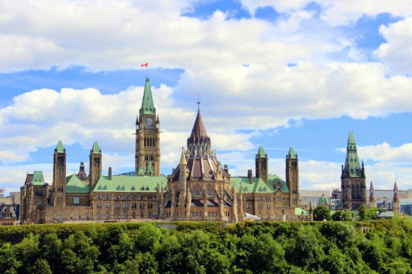 Você está visualizando atualmente University of Ottawa: bolsa de estudos de francês