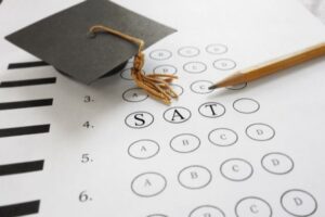 Leia mais sobre o artigo Test-optional: o que significa e os testes SAT e ACT